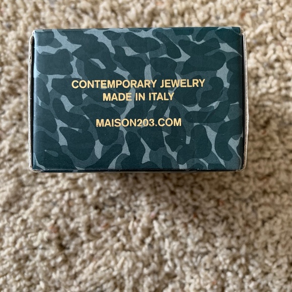 3D Printed Gold Gemstone Necklace - Picture 3 of 5